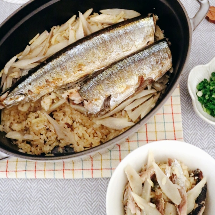 秋刀魚とごぼうの炊き込みご飯